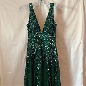 Open-Back V-Neck Shail K Prom Dress in Jewel Green